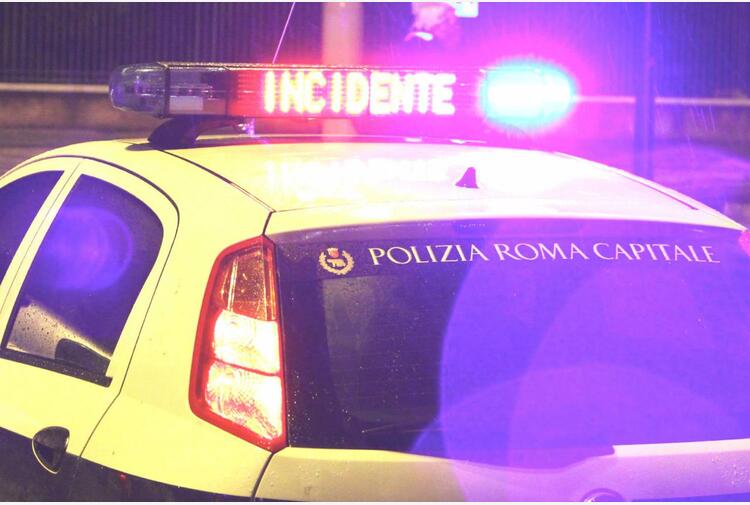 Incidente Su Via Torrevecchia A Roma Morto Scooterista 62enne