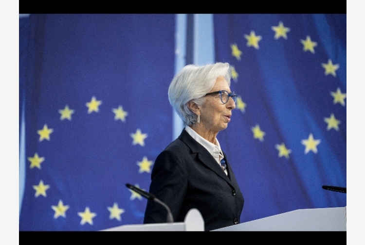 Lagarde inflazione alta più a lungo ma calerà in 2022 Tiscali Notizie