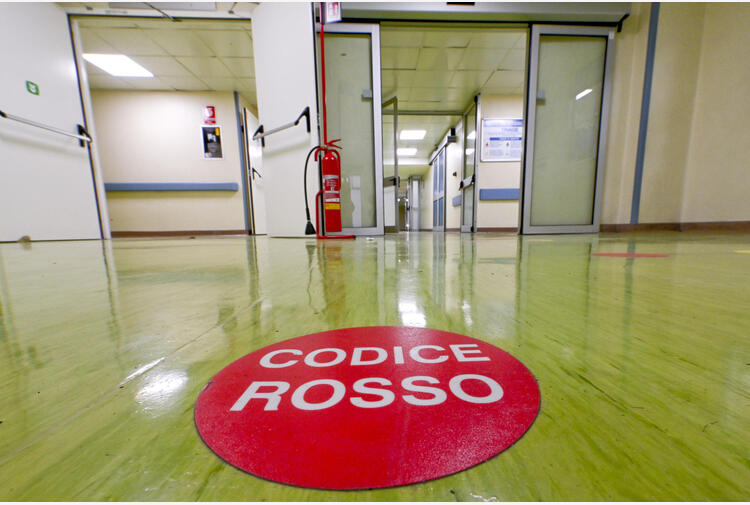 Nei Pronto Soccorso Italiani Mancano Circa 4 200 Medici Tiscali