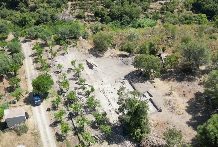 Nuovi Ritrovamenti Nel Parco Archeologico Di Leontinoi In Sicilia