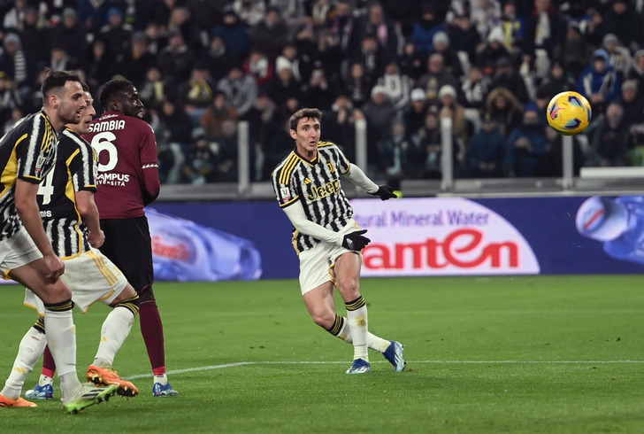 La Juve Batte La Salernitana 6 1 E Va Ai Quarti Di Coppa Italia