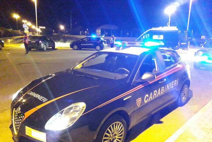 Uccide Il Fratello Dopo Una Lite E Fugge Fermato Un Enne Tiscali