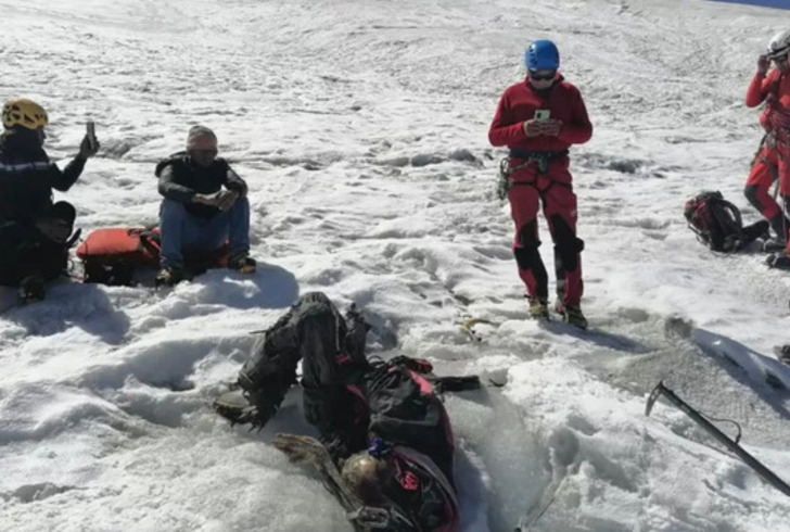 Ritrovato il corpo di un alpinista scomparso da 22 anni in Perù