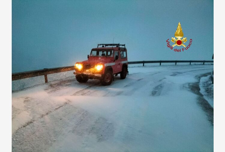 Neve sull'Appennino umbro, qualche fiocco anche in pianura