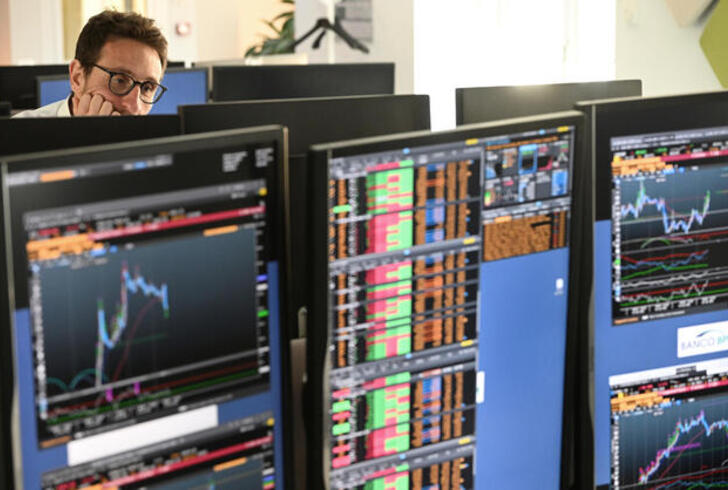 Borsa: l'Europa volatile lima il calo, Milano -1,2%