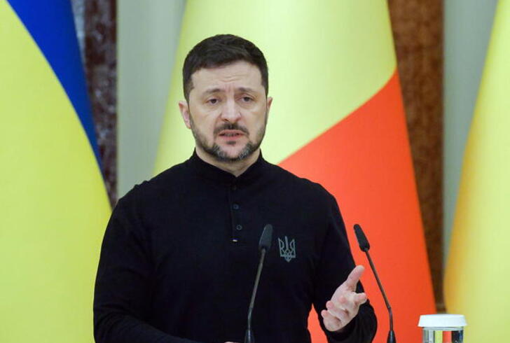 Zelensky accusa Witkoff, 'diffonde la narrazione russa'