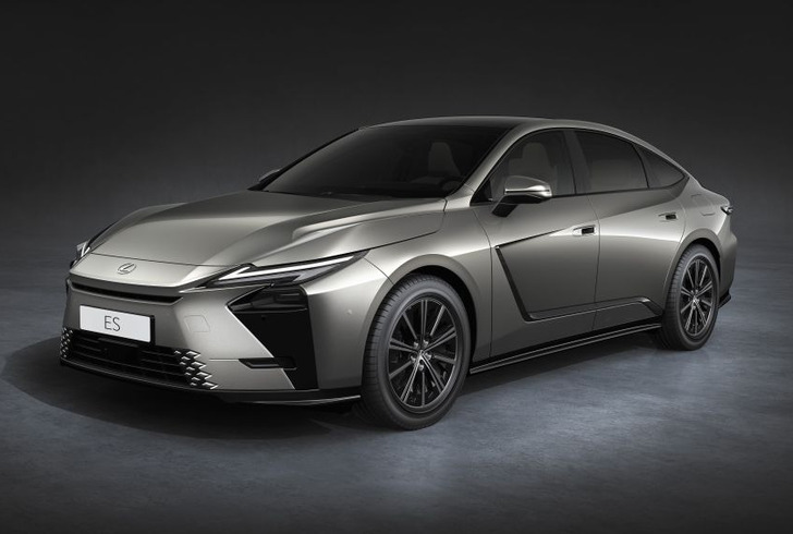 Lexus presenta a Shanghai la nuova ES
